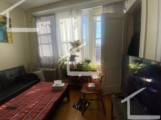 Photo - 1631 Commonwealth Ave Apartment