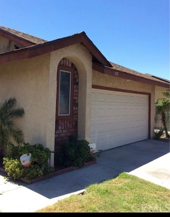 Photo - 2927 Cardamon St (Rialto, CA)