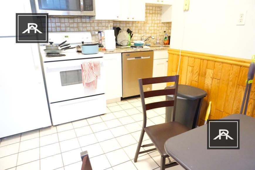 Foto principal - 2 bedroom in Brighton MA 02135