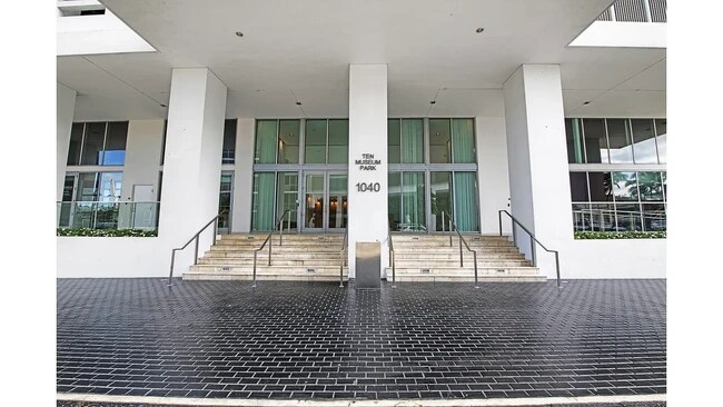 Foto del edificio - 1040 Biscayne Blvd