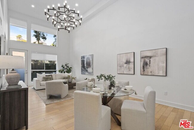 Foto del edificio - 600 Ridgeley Dr