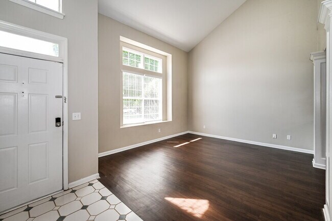 Foto del edificio - 4630 Palladium Pl
