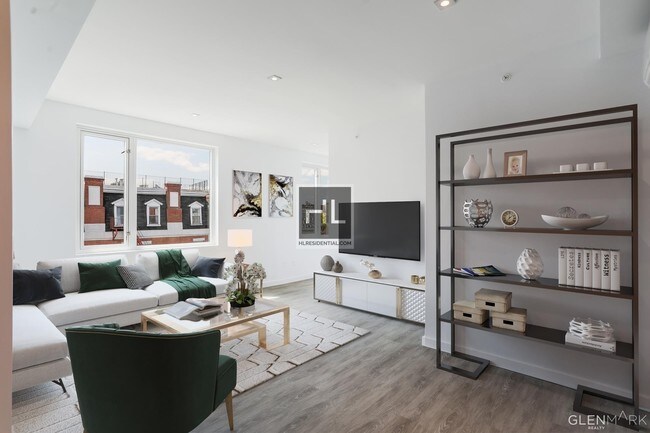 Building Photo - Sunny 1 Bedroom Apartment In Ft. Greene