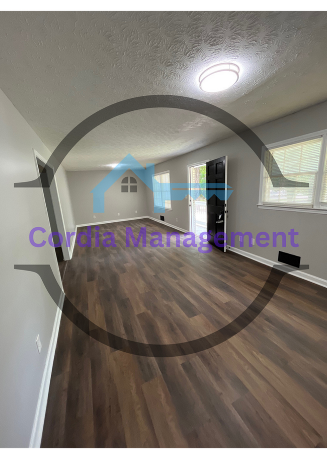 Building Photo - The Grand Avenue 4 Bedroom For Rent in Ellenwood