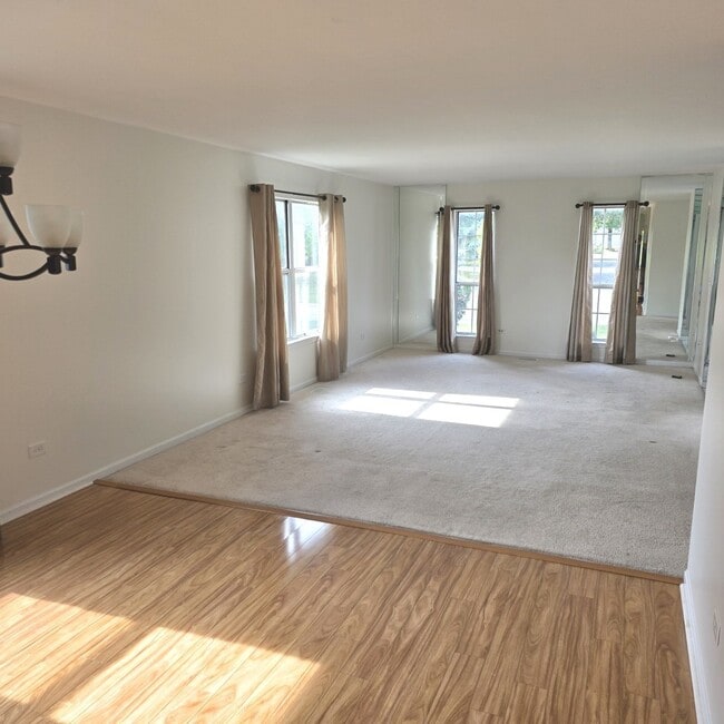 Building Photo - 1192 Sumac Trail