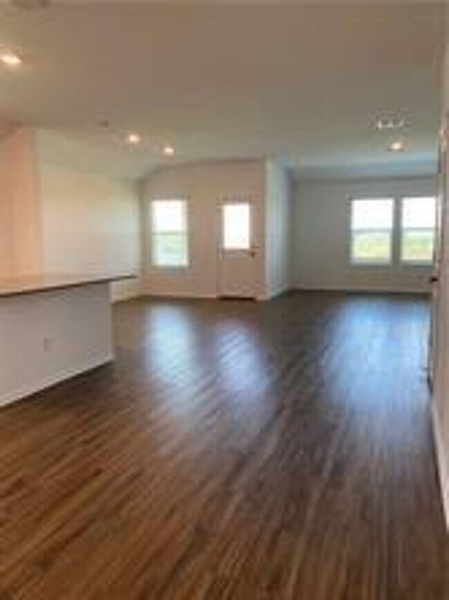 Foto del edificio - Open floorplan
