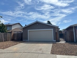 Building Photo - 1068 Wightman Way