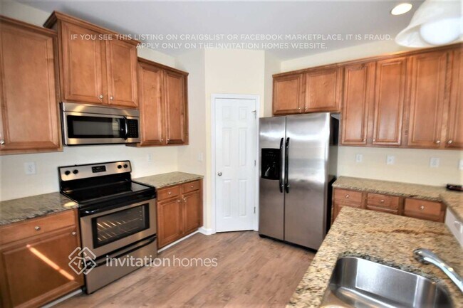 Foto del edificio - 5519 Chatham Cir NW