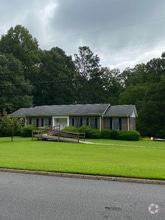 Building Photo - 2832 Dobbs Rd