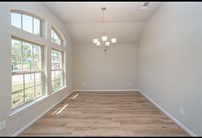 Foto del edificio - 2926 Grand Hawthorne Rd