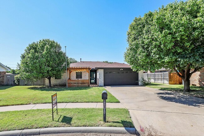 Building Photo - 7303 Calumet Pl