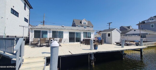 Foto del edificio - 259 Joseph St