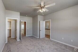 3BR, 2.5BA - The Willow - 1,391SF - Hillcrest Village