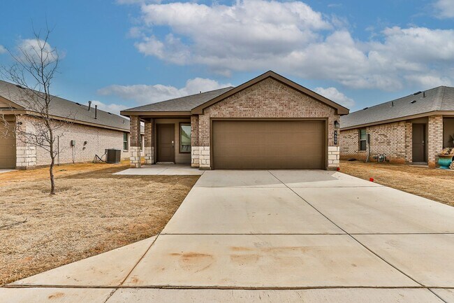 Building Photo - Recently Built in Cooper District!