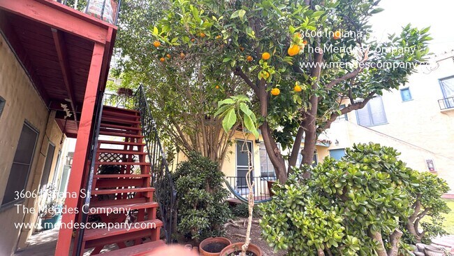 Foto del edificio - 3606 Indiana St