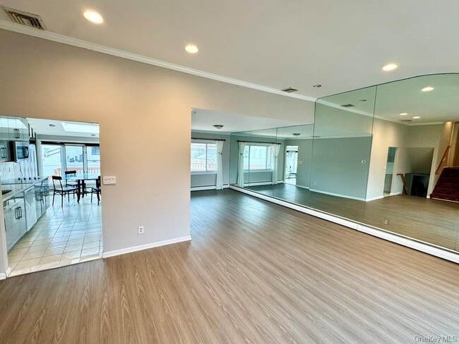 Building Photo - 27 Fortune Ln