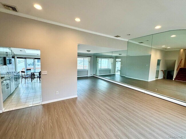Foto del edificio - 27 Fortune Ln