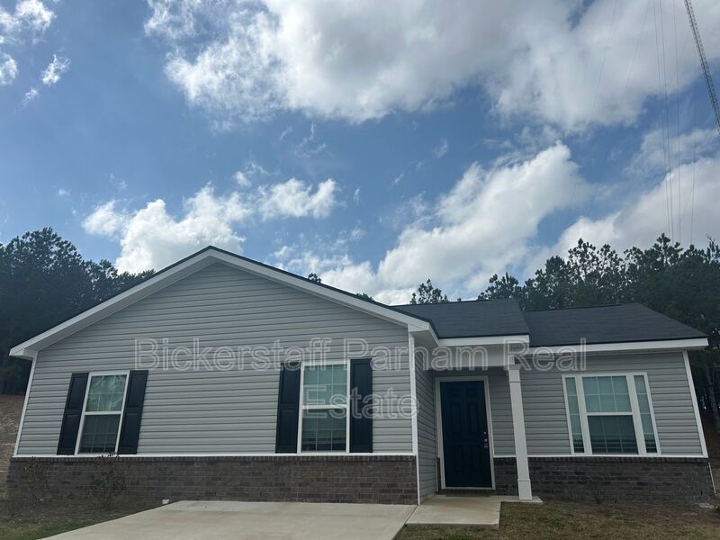 Foto principal - 6379 Sandy Bottom Dr