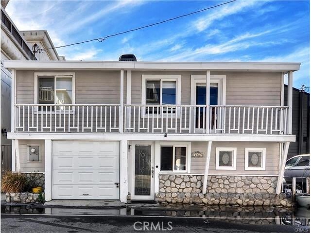Building Photo - 16767 Bayview Dr