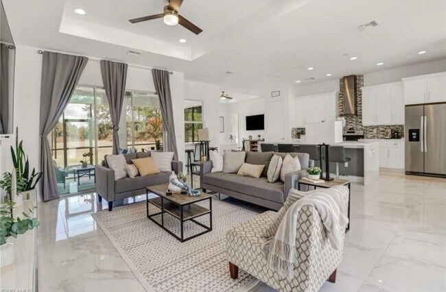 Building Photo - 2662 2nd St NW