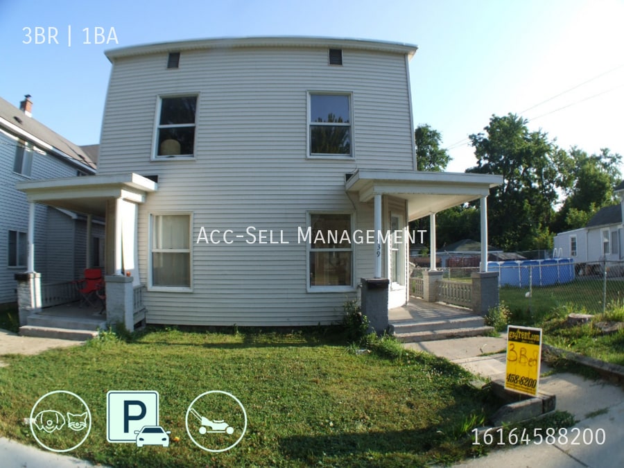 Primary Photo - 439 Carrier St NE