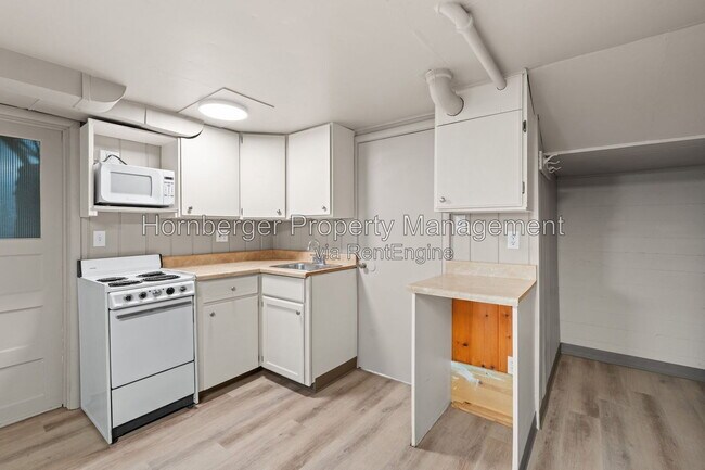 Foto del edificio - 1619 N Oak St