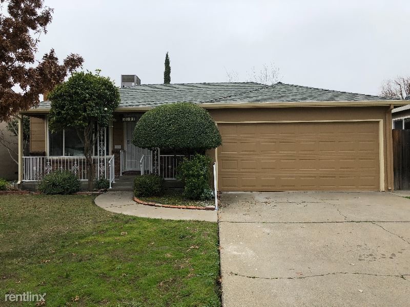 Foto principal - 5648 Johns Dr