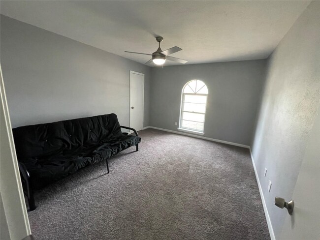 Building Photo - 536 Edgewood Ave