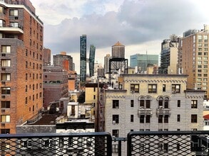 Building Photo - EAST 35 STREET