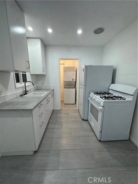 Building Photo - 435 N Basque Ave