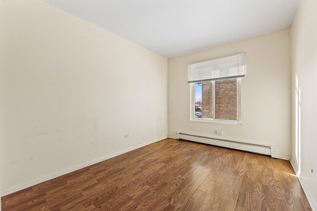 Foto del edificio - 225 S Gregory St