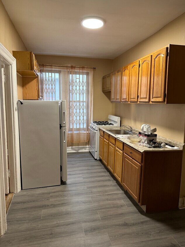 Foto principal - 136 Rockaway Pky