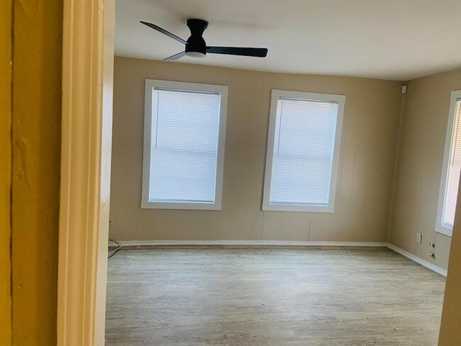 Foto del edificio - 744 9th St