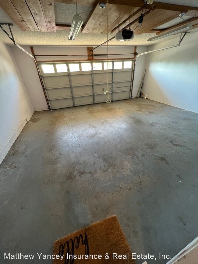 Building Photo - 3 br, 2 bath House - 2409 Amy Lane