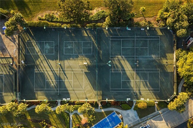 Foto del edificio - 2651 Citrus Lake Dr