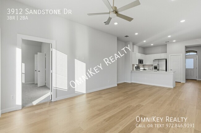 Building Photo - 3912 Sandstone Dr