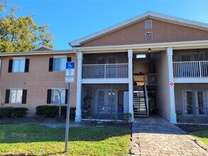 Building Photo - 155 N Pearl Lake Causeway