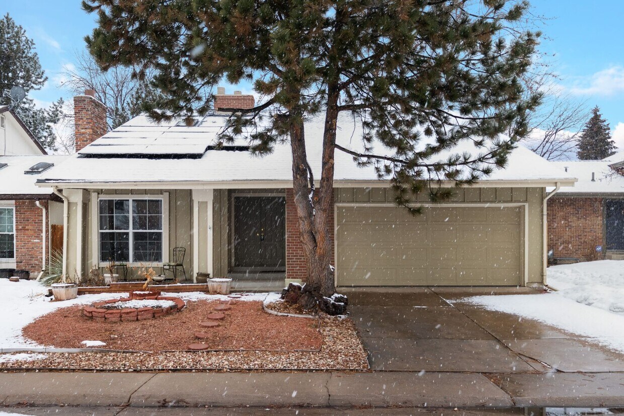 12319 E Bates Cir, Aurora, CO 80014 House Rental in Aurora, CO