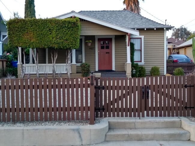 Building Photo - 4427 Clayton Ave