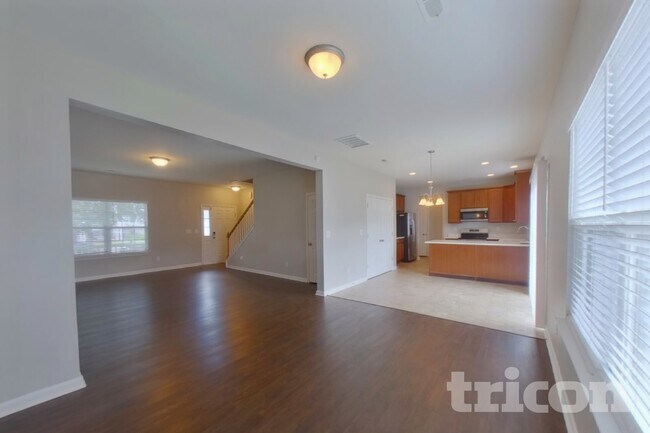Foto del edificio - 9626 Rothman Ln