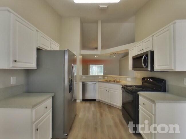 Foto del edificio - 3716 Arava Dr