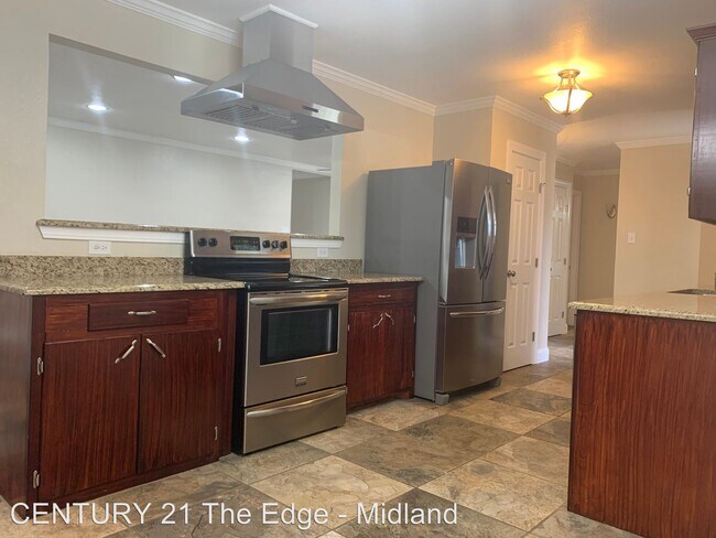 Building Photo - 4 br, 3.5 bath House - 808 Stanolind