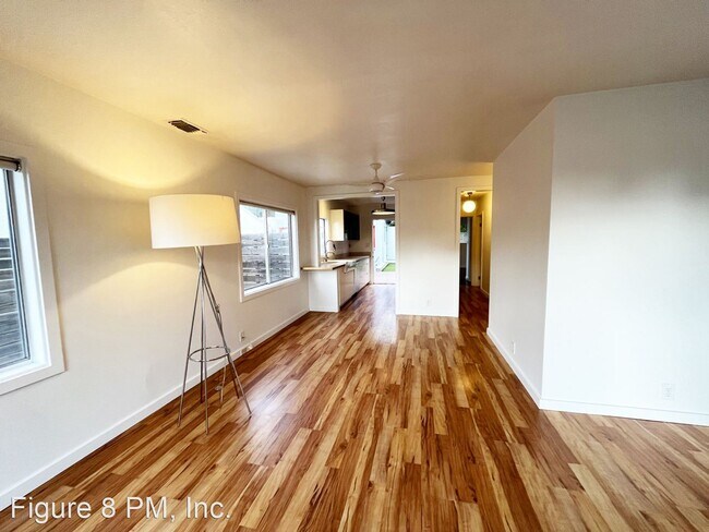 Foto del edificio - 2 br, 2 bath House - 5074 Mount Helena Ave