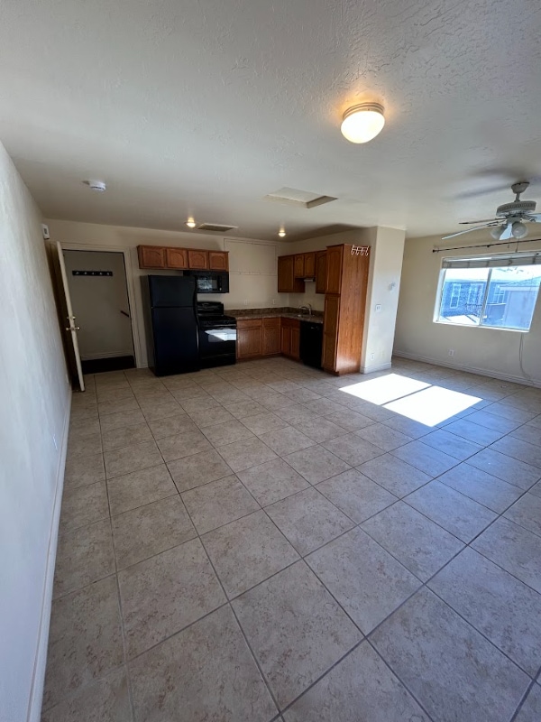 Foto del edificio - 1488 S Noelle Ln