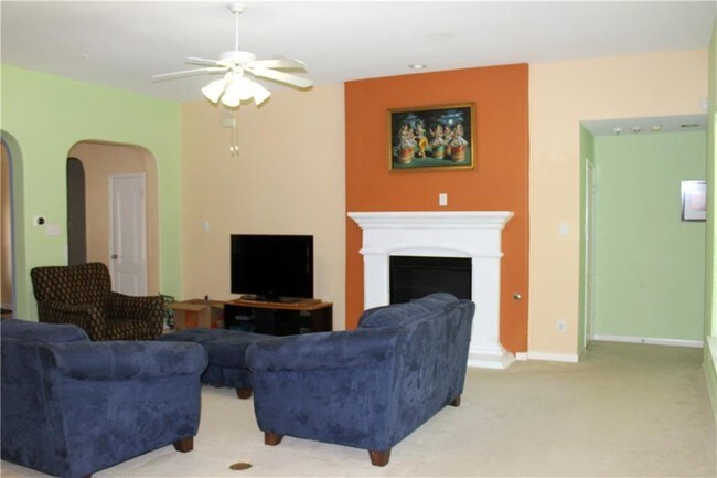 Foto del edificio - 2511 Echo Wood Pl
