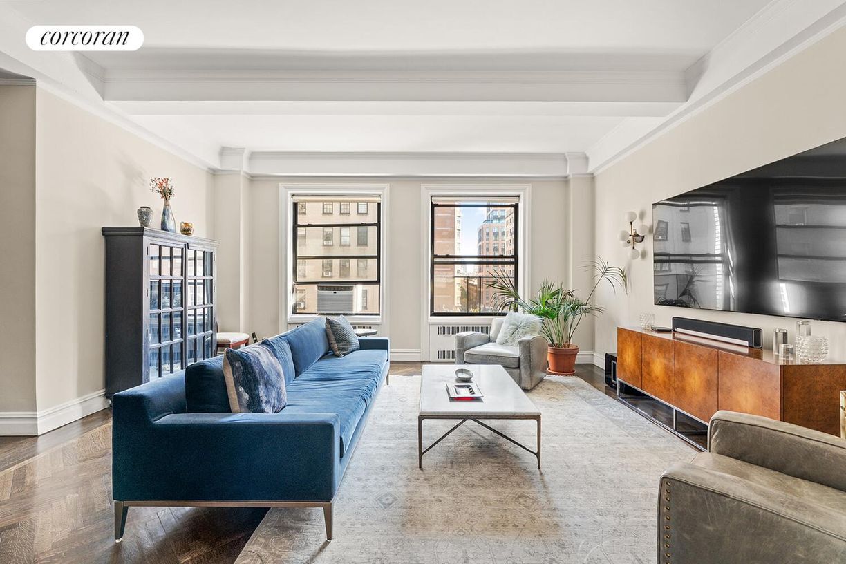 Foto principal - 525 W End Ave
