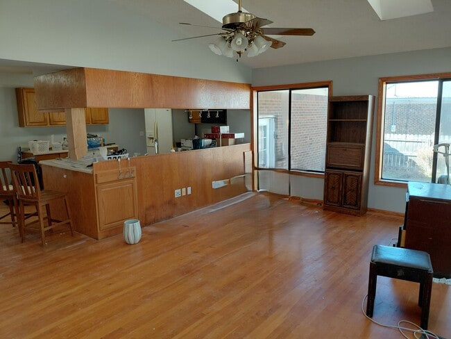 Building Photo - 120 Wanchese Way