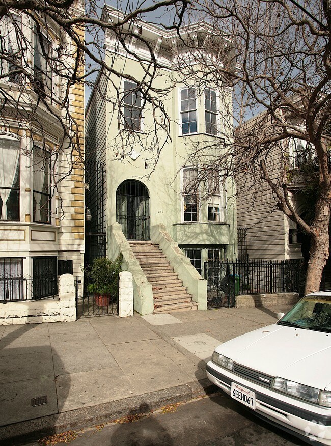 Building Photo - 640-642 Hayes St