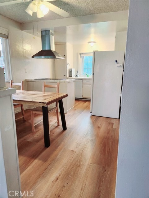 Building Photo - 4773 Larwin Ave