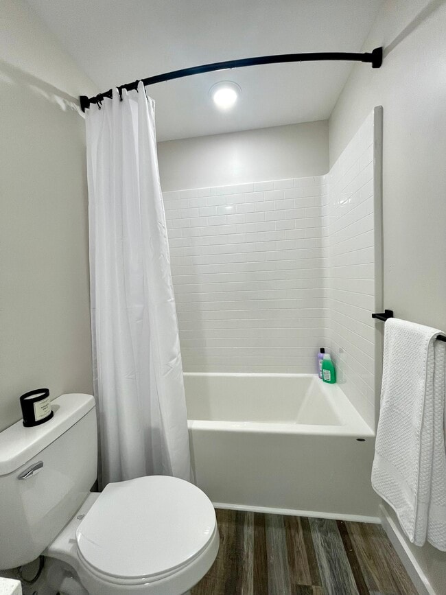 Building Photo - 162 Browder Rd